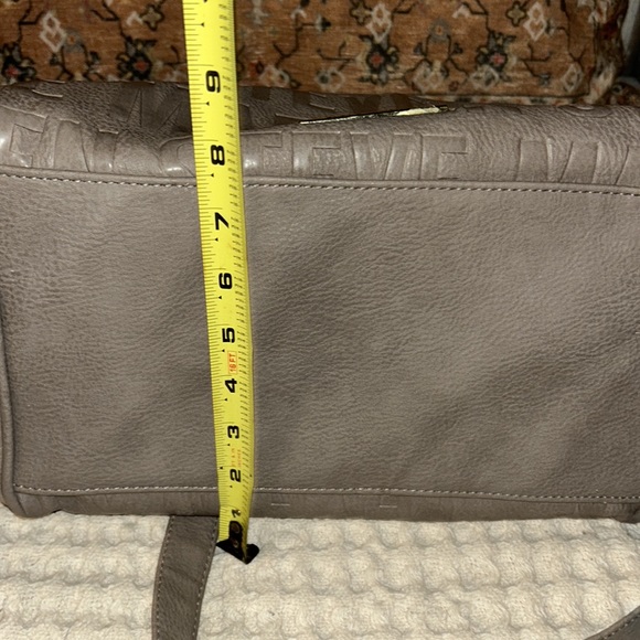 Steve Madden tote - Picture 6 of 10